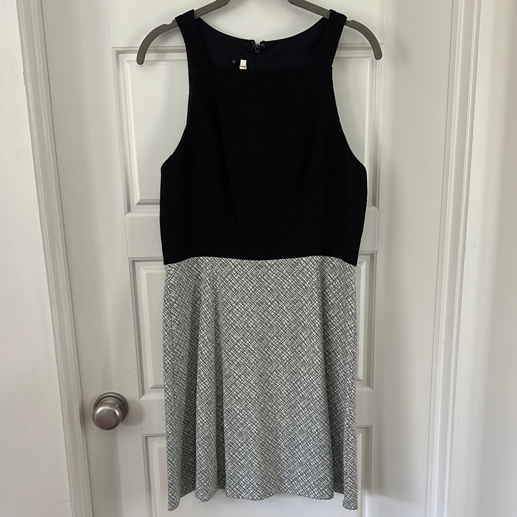 Elegant Black And Gray Halter A-Line Midi Dress